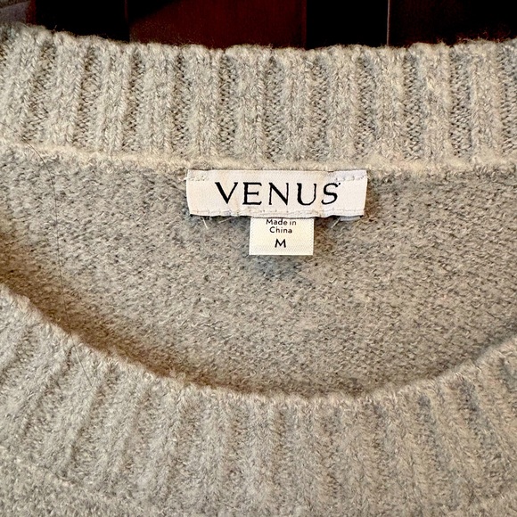 VENUS Ruched Sweater - Picture 6 of 9